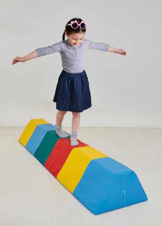 Softplay Noisy Balance Beam